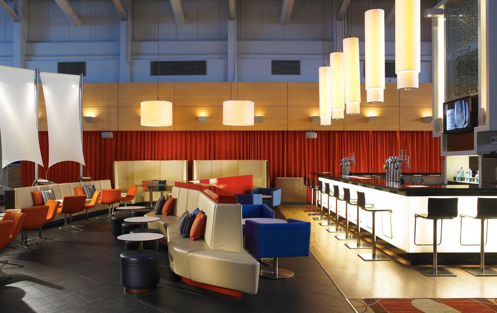 Portsmouth Marriott Hotel Buitenkant foto