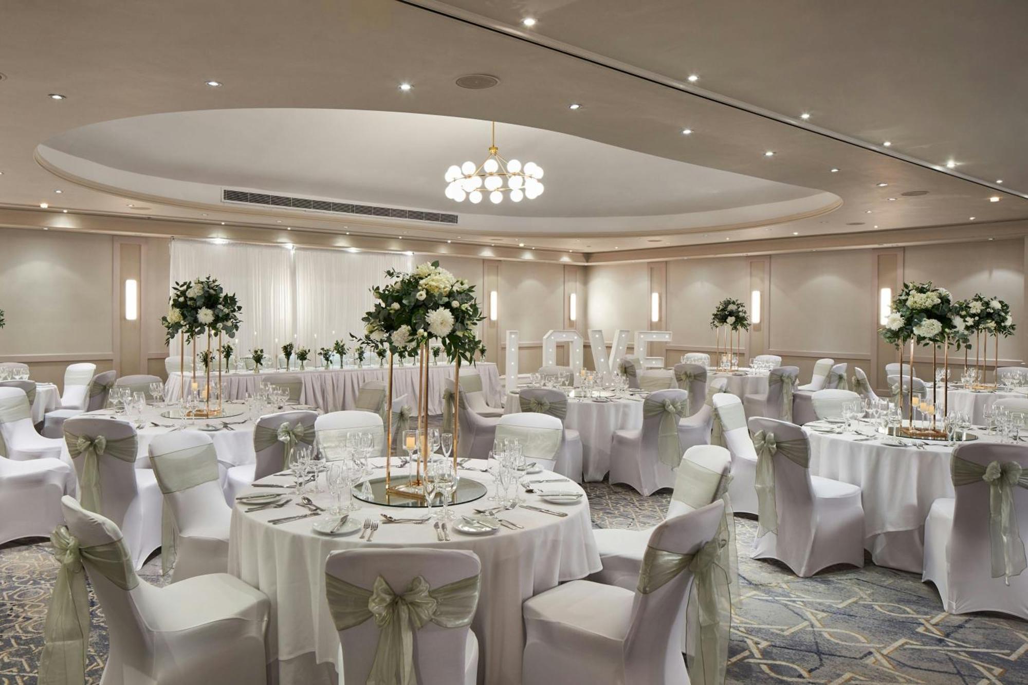 Portsmouth Marriott Hotel Buitenkant foto