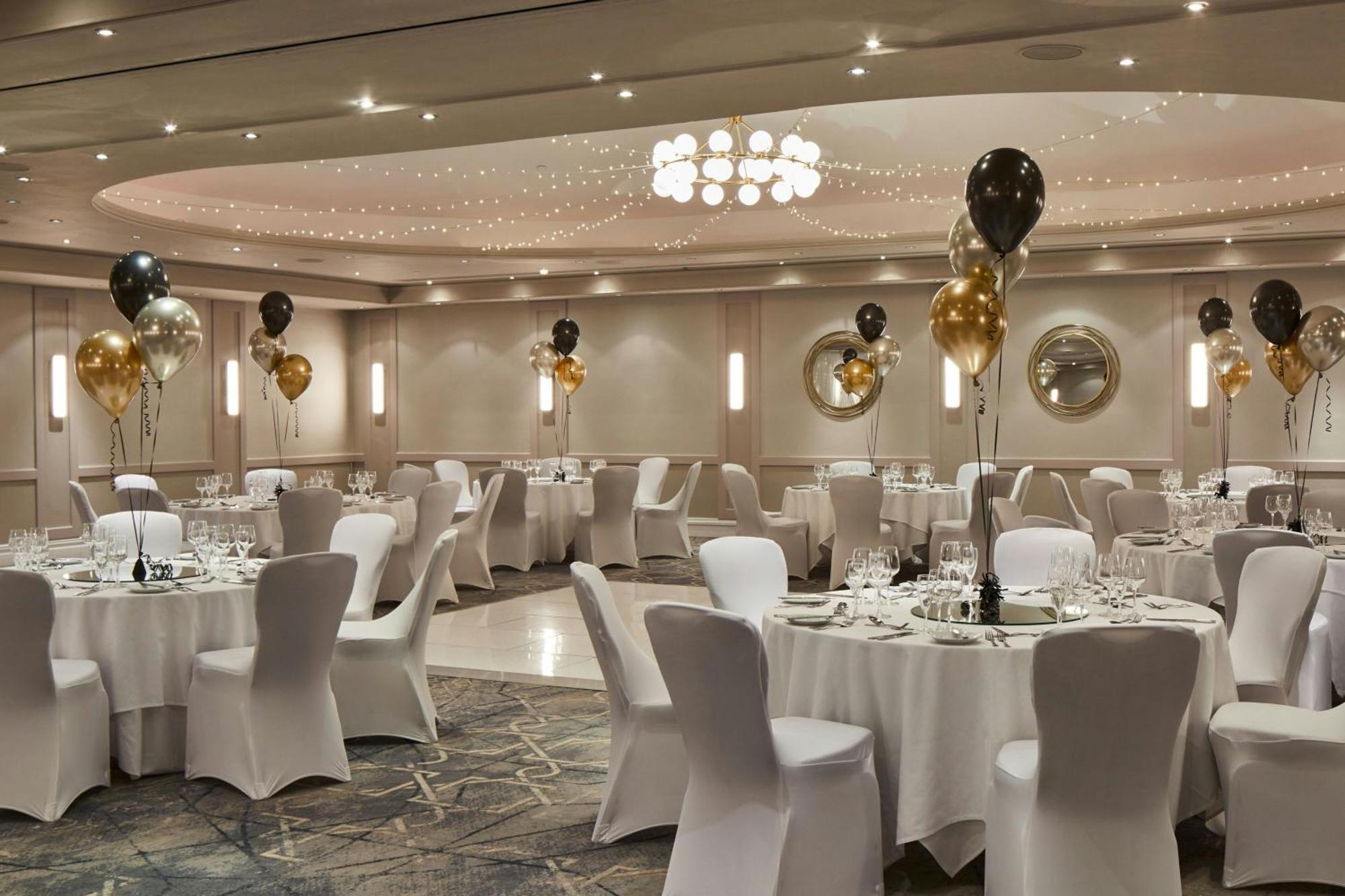Portsmouth Marriott Hotel Buitenkant foto
